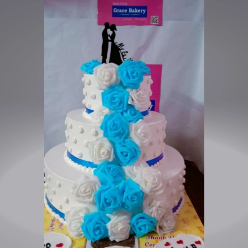 Blue Rose Wedding Cake